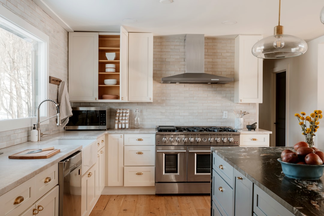 7 Top Modern Kitchen Cabinets for Delanco Homes 2026 — illustrative photo (where to find solid wood traditional cabinets)