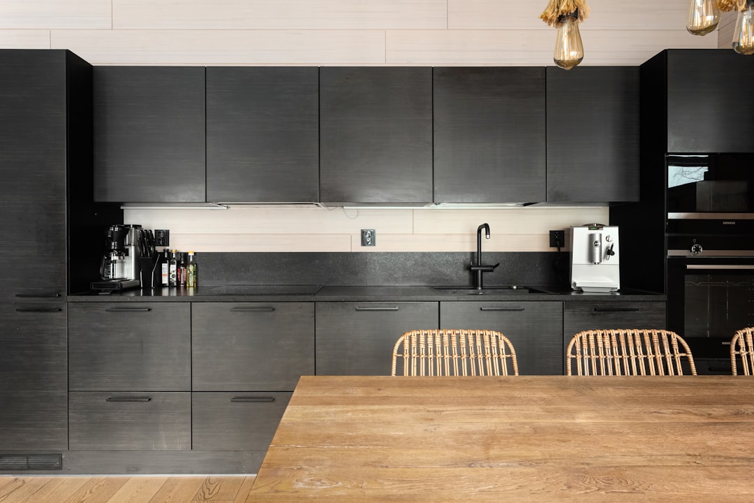 5 Best Modern Cabinet Solutions for Riverton Homes 2026 — illustrative photo (how to get a sleek kitchen look)