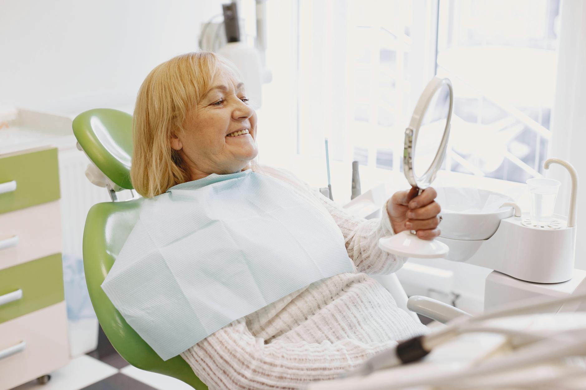 न्यूमार्केट में स्वस्थ आहार, बेहतर जीवन: डेंटल इम्प्लांट्स का कमाल — Dentistry context photo for न्यूमार्केट, ओंटारियो