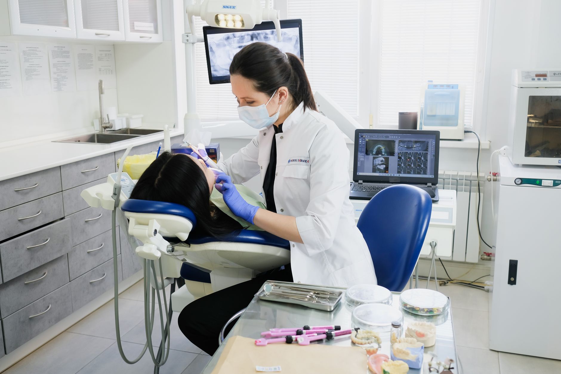 अपनी मुस्कान कैसे सुधारें? ईस्ट ग्विलिमबरी में टॉप डेंटल कॉस्मेटिक — Dentistry context photo for ईस्ट ग्विलिमबरी, ओंटारियो