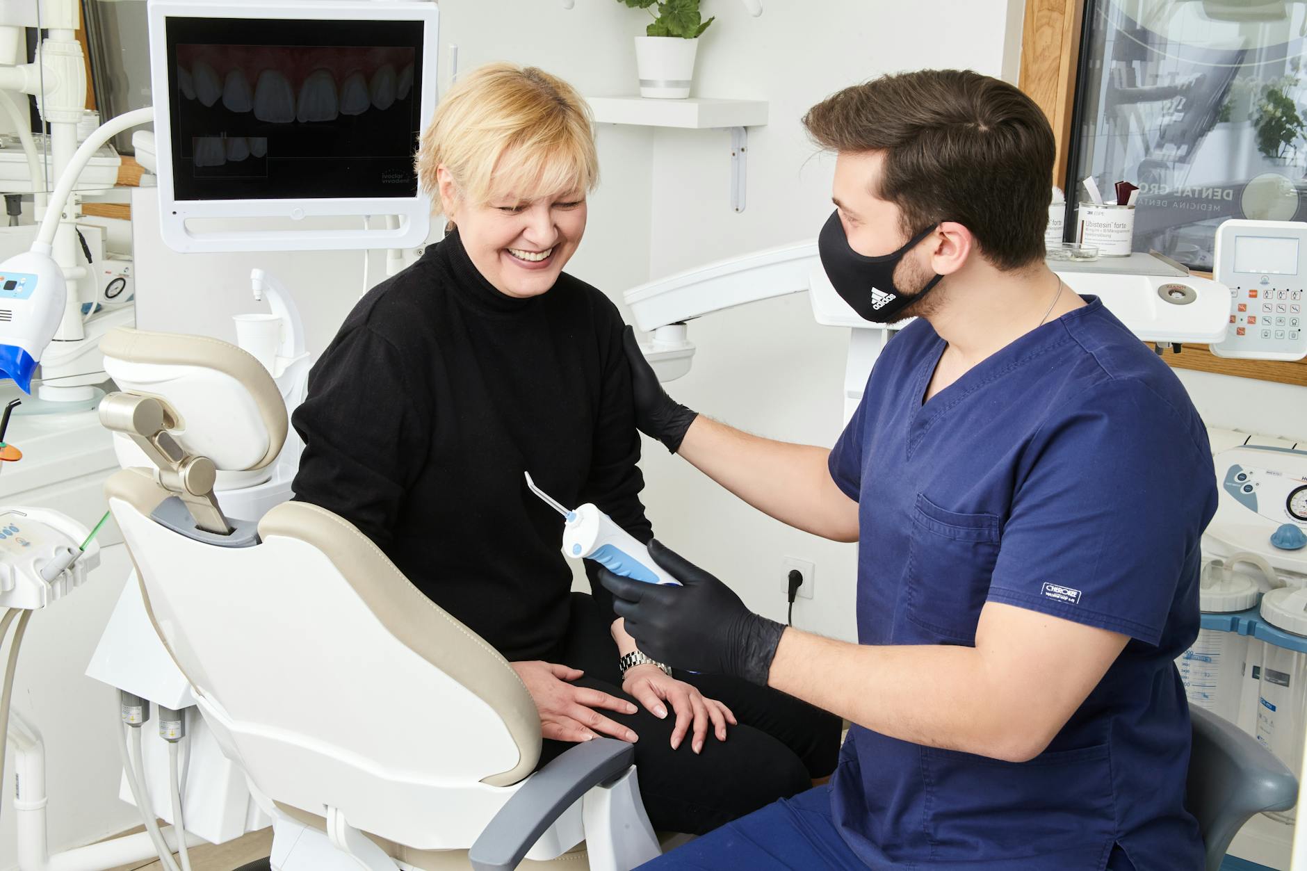 जॉर्जीना में सामान्य डेंटल चेक-अप: क्यों है यह आपके लिए ज़रूरी? — Dentistry context photo for जॉर्जीना, ओंटारियो जॉर्जीना में सामान्य डेंटल चेक-अप: क्यों है यह आपके लिए ज़रूरी? — Dentistry context photo for जॉर्जीना, ओंटारियो