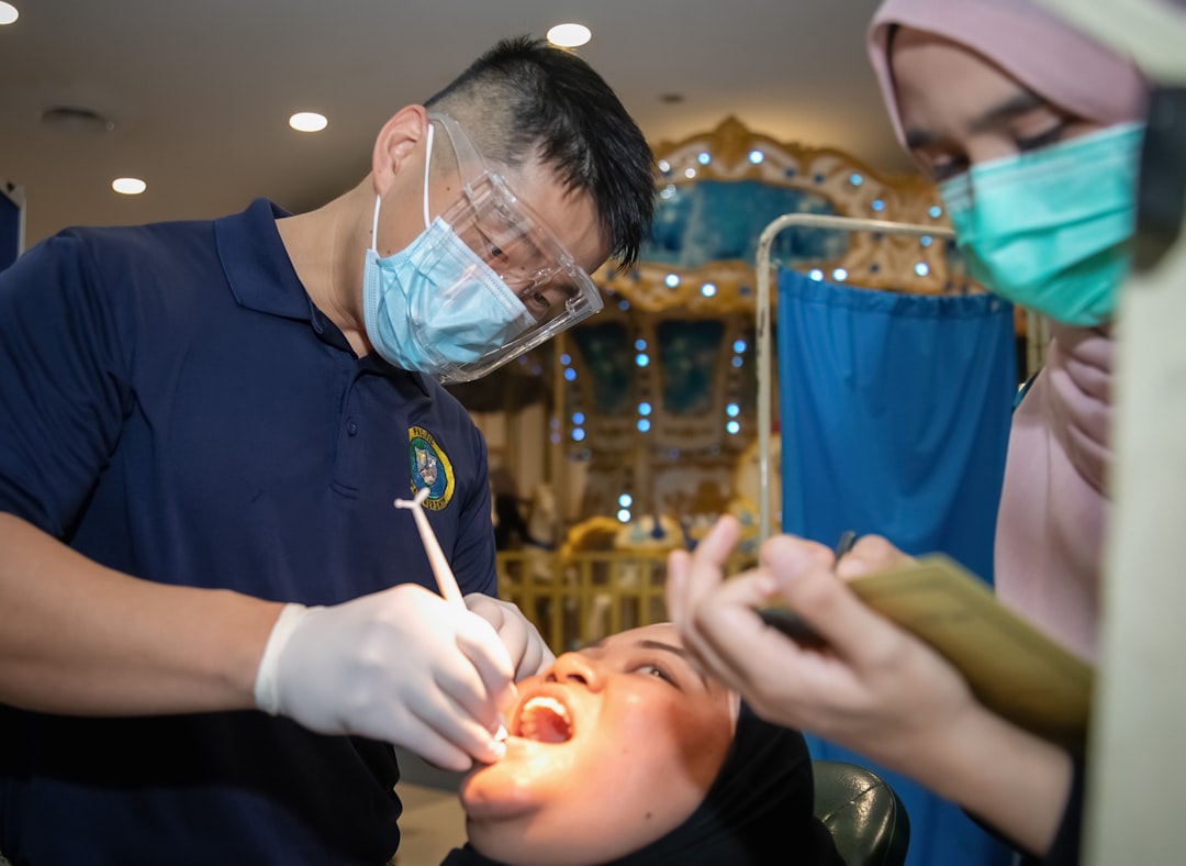 چگونه دنوست اضطراب دندانپزشکی کودکان در نیومارکت، انتاریو را کاهش میدهد؟ — Dentistry context photo for نیومارکت، انتاریو, چگونه دنوست اضطراب دندانپزشکی کودکان در نیومارکت، انتاریو را کاهش میدهد؟ — Dentistry context photo for نیومارکت، انتاریو,