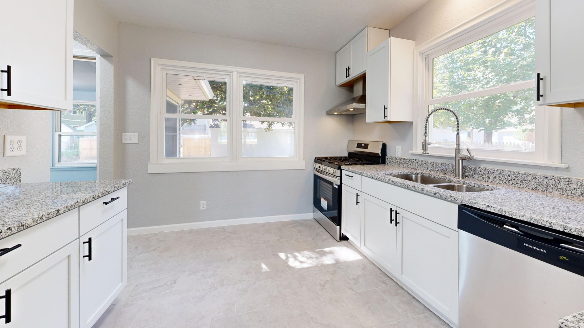 How to Avoid 5 Kitchen Design Mistakes in Cherry Hill, NJ — Mobile cabinet design studio context photo in Cherry Hill, New Jersey