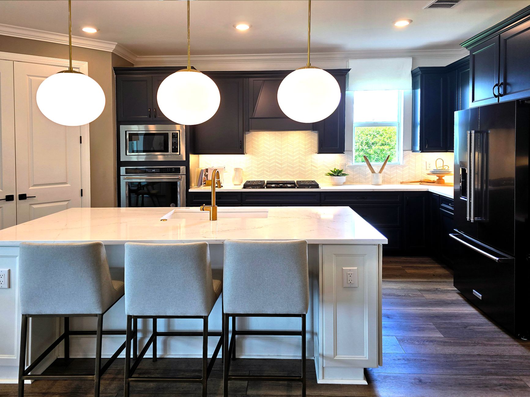 Gloucester Kitchen Renovation: How Custom Cabinets Elevate Design — illustrative photo (cabinet design services)
