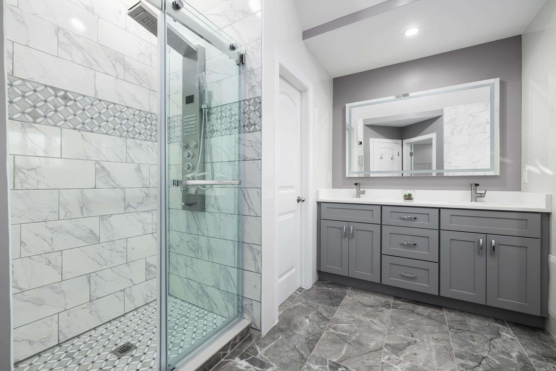 Bellmawr Kitchen Design Services: Mobile Showroom vs. Virtual Tools — illustrative photo (local bathroom designers)
